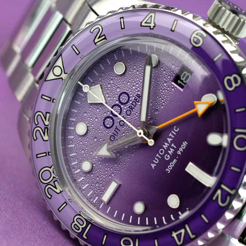 DARK VIOLET AUTOMATIC GMT - ULTRA BRUSHED
