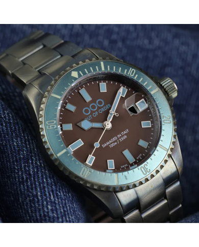 TURQUOISE AND BROWN CASANOVA - ULTRA DISTRESSED