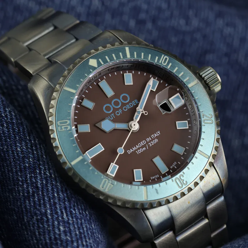 TURQUOISE AND BROWN CASANOVA - ULTRA DISTRESSED