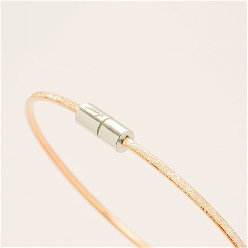 Feel My Way Bracciale Luce – Modello chiusura calamita