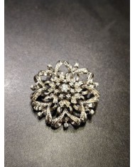 Spilla Floreale in Oro Bianco 18 Carati