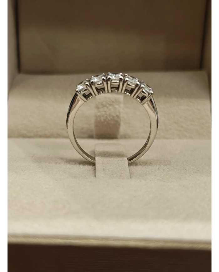 Anello Veretta in Oro Bianco 18 Carati con Diamanti Brillanti
