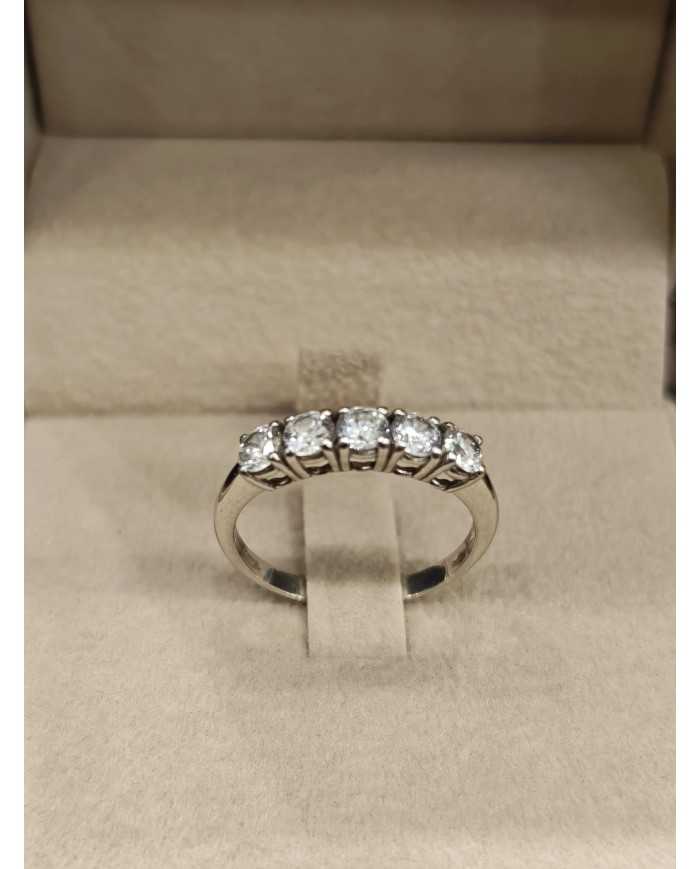 Anello Veretta in Oro Bianco 18 Carati con Diamanti Brillanti