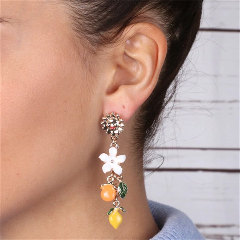 Orecchini in Metallo pendenti, con fiori ed agrumi di Sicilia impreziositi da smalti colorati