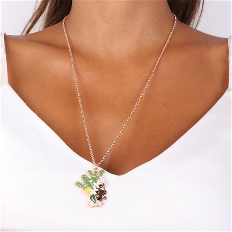 Collana in Metallo con pendente testa di moro con smalti e cristalli colorati