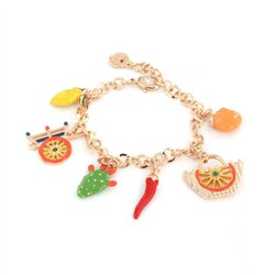 Bracciale in Metallo con charm siciliani, carretto, coffa, fico d’india, corno portafortuna